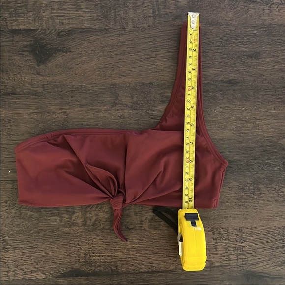 H&M Dark Red One Shoulder Bikini Top NWT - Picture 3 of 8